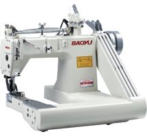 Baoyu BML-928D-2PL, трехигольная швейная машина цепного стежка на П-образной платформе с задним пуллером