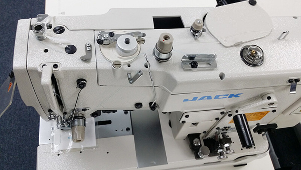 ᐈ Jack JK-T781D | Петельный полуавтомат с встроенным сервоприводом