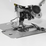 Zoje 5300BD, промислова швейна машина з вбудованим сервомотором та пристроєм обрізки краю, для легких і середніх тканин